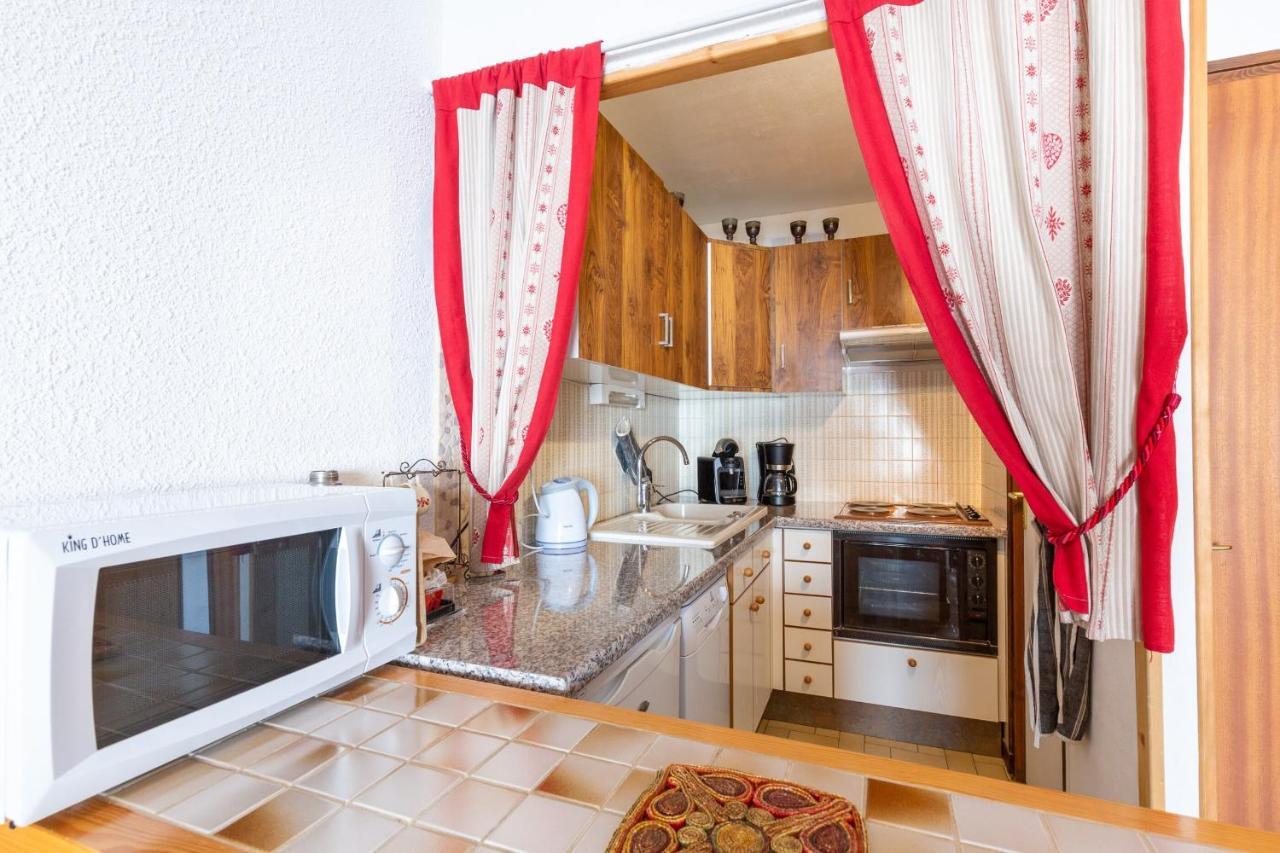 With Balcony And View Apartment *